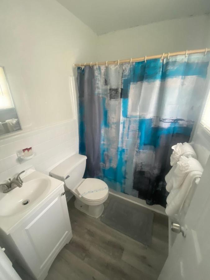 Uptown Inn & Suites St. Petersburg Eksteriør bilde