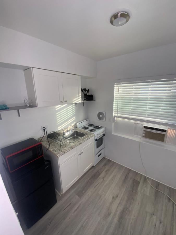 Uptown Inn & Suites St. Petersburg Eksteriør bilde