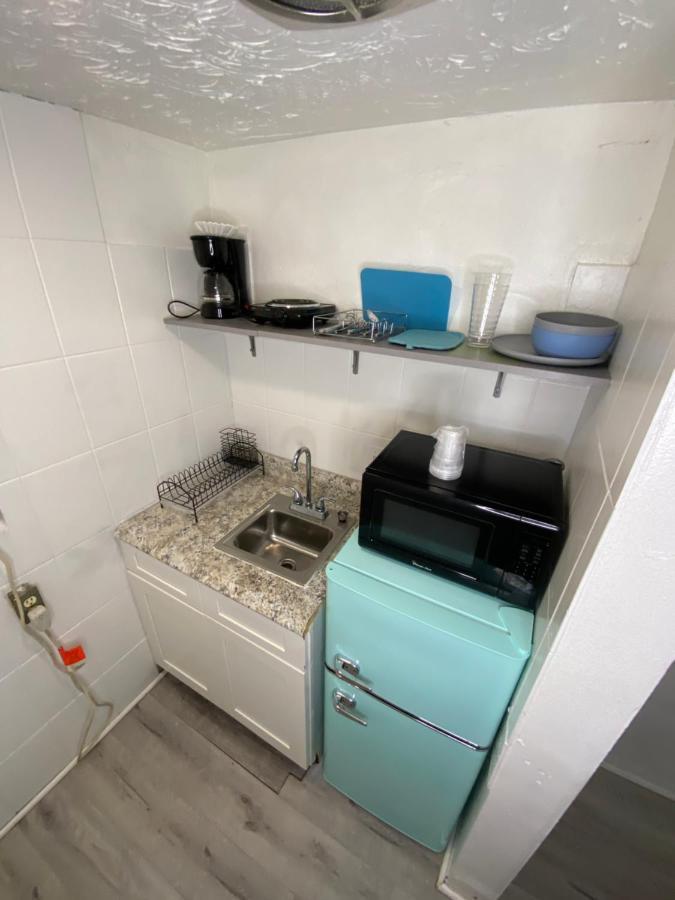 Uptown Inn & Suites St. Petersburg Eksteriør bilde