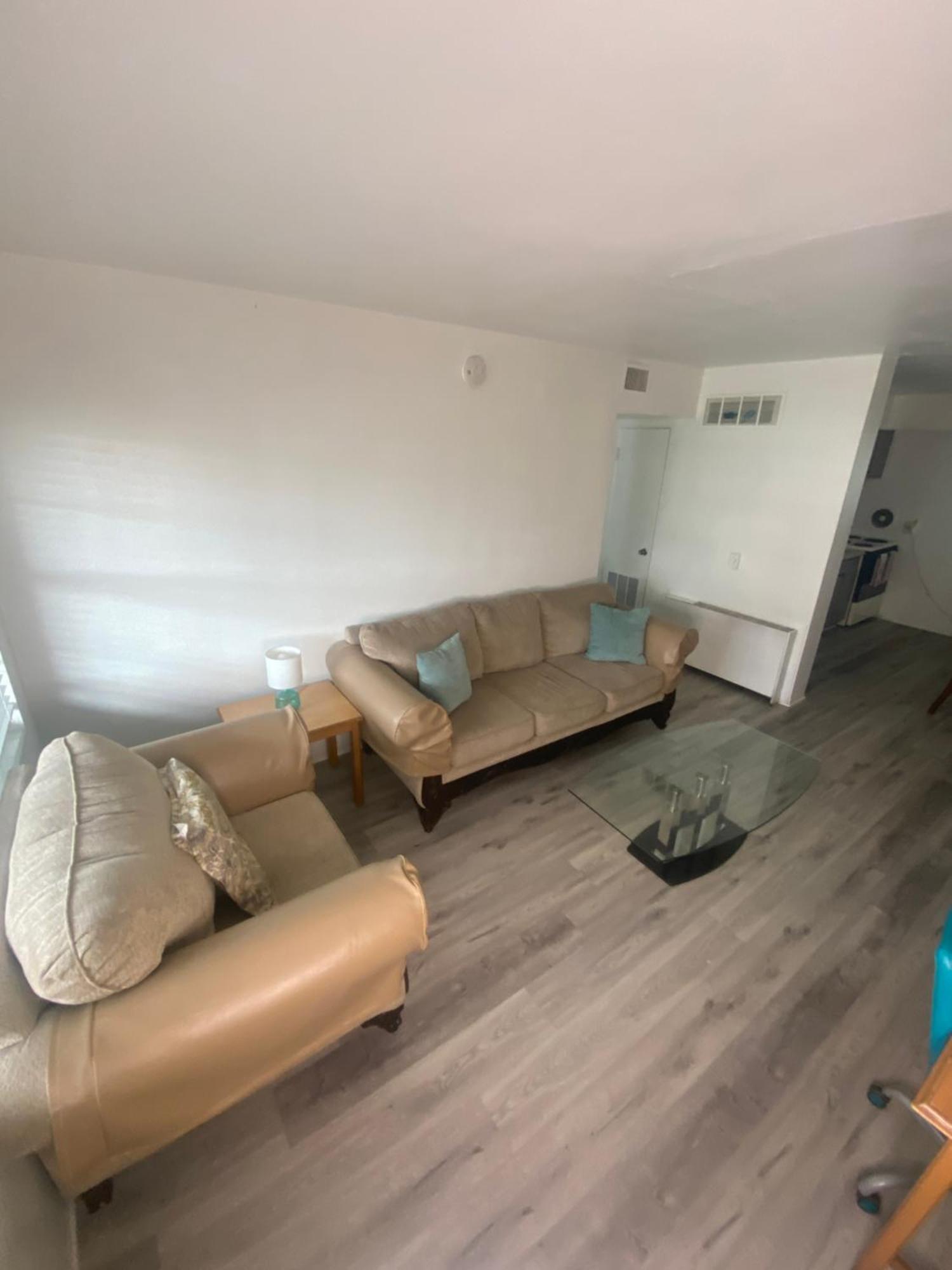 Uptown Inn & Suites St. Petersburg Eksteriør bilde